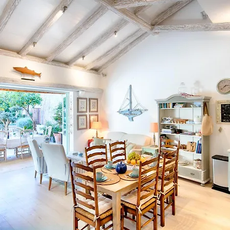 Garden House וילה וויס